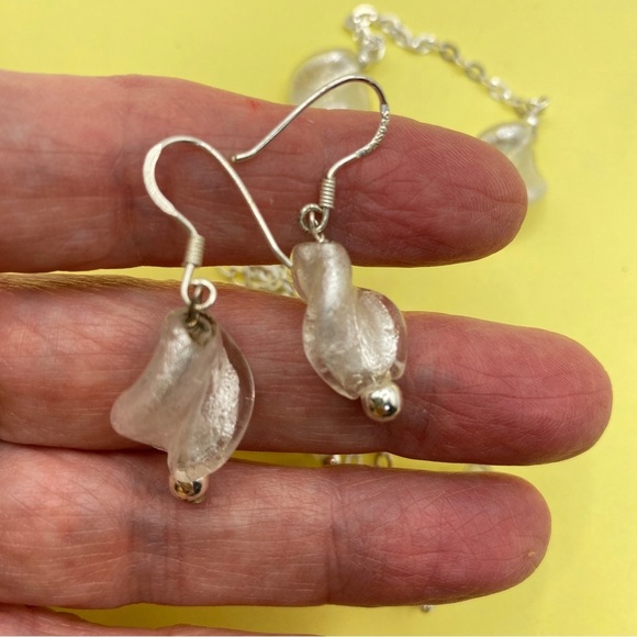 Silvertone Glass Twist Bead Necklace & Earrings Set - Picture 4 of 7